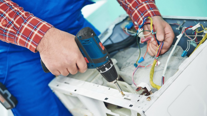 Manisa Siemens Siemens çamaşır makinesi kart tamiri – Su almama arızası orijinal parça ile giderildi. - Teknik servis örneği